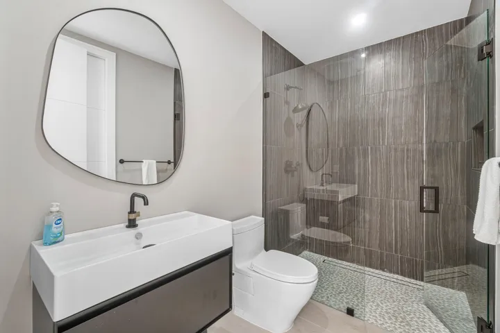 GUEST BATH