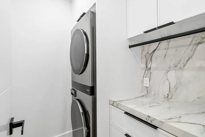 UPSTAIRS LAUNDRY ROOM