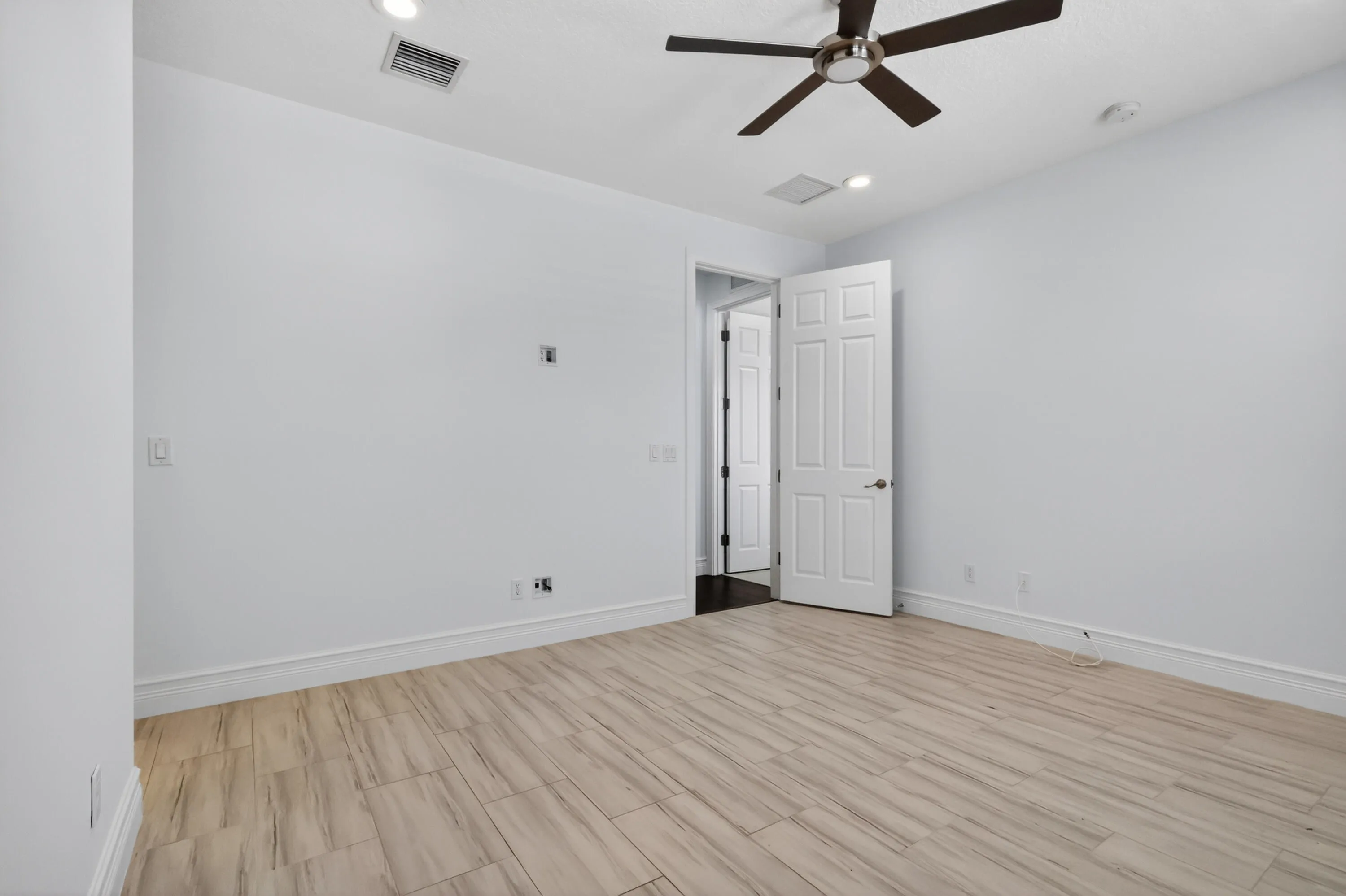Property photo 64