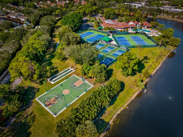 DJI_20251227101232_0409_D