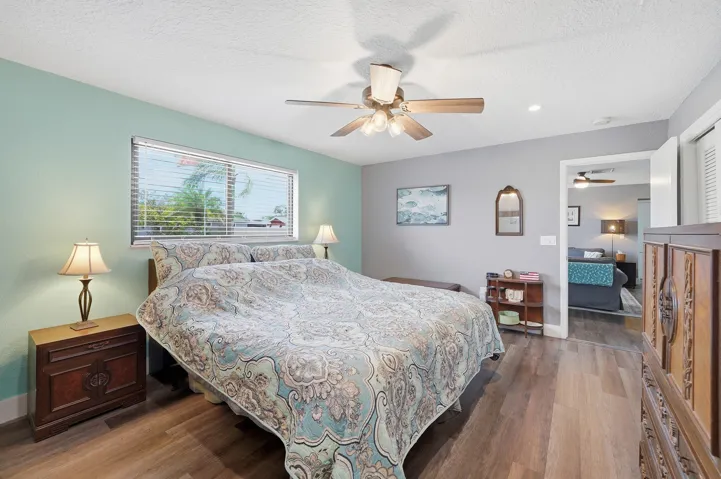 Bedroom 1 - ceiling fan