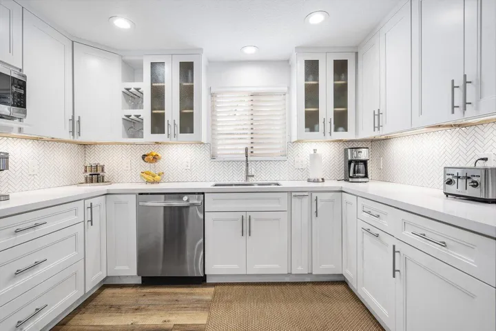 017-671LindellBoulevard-DelrayBeach-FL-3