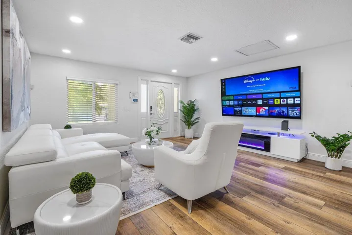 007-671LindellBoulevard-DelrayBeach-FL-3
