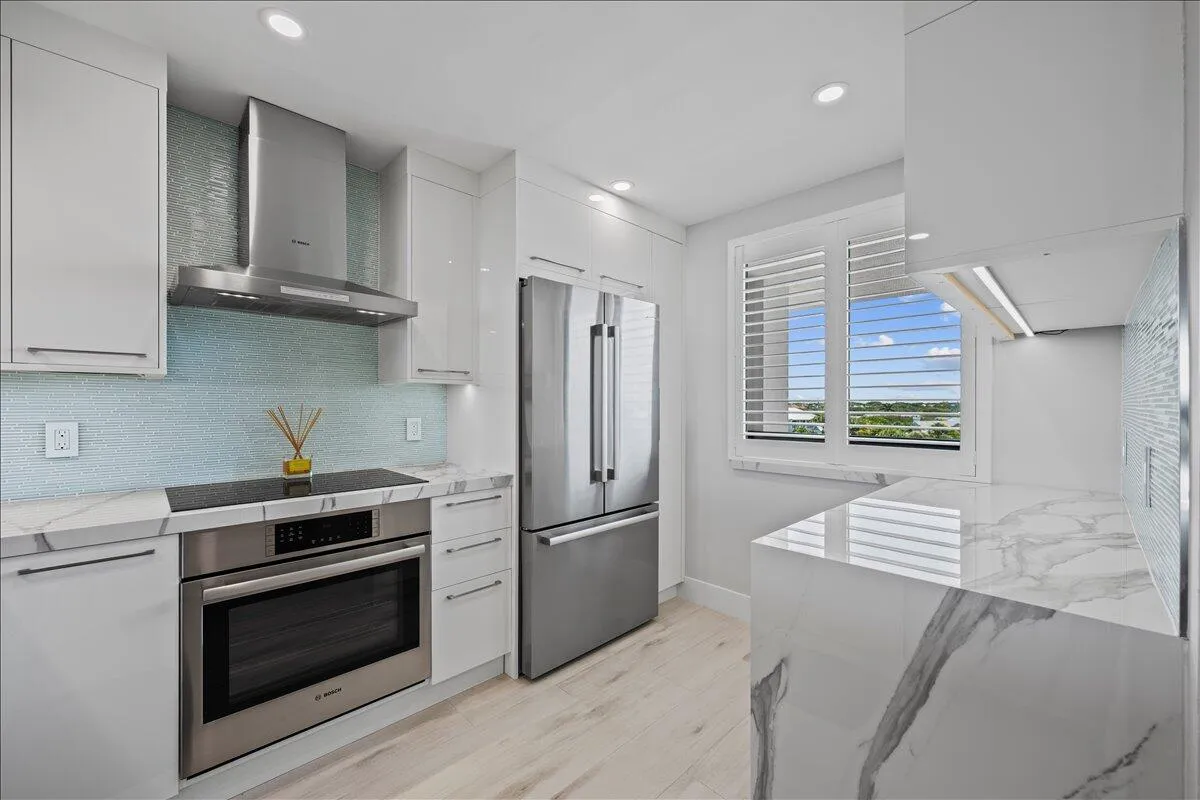 Stunning Modernized Kitchen