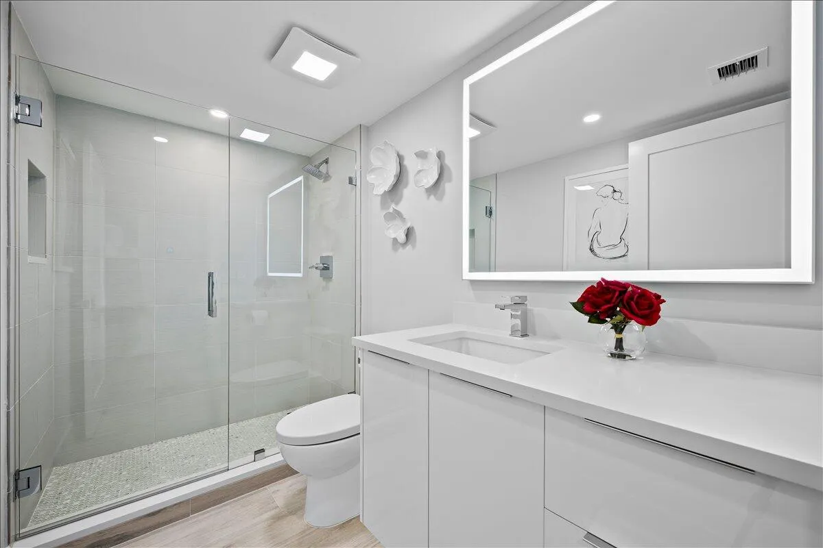 Modern Glass Shower Oasis