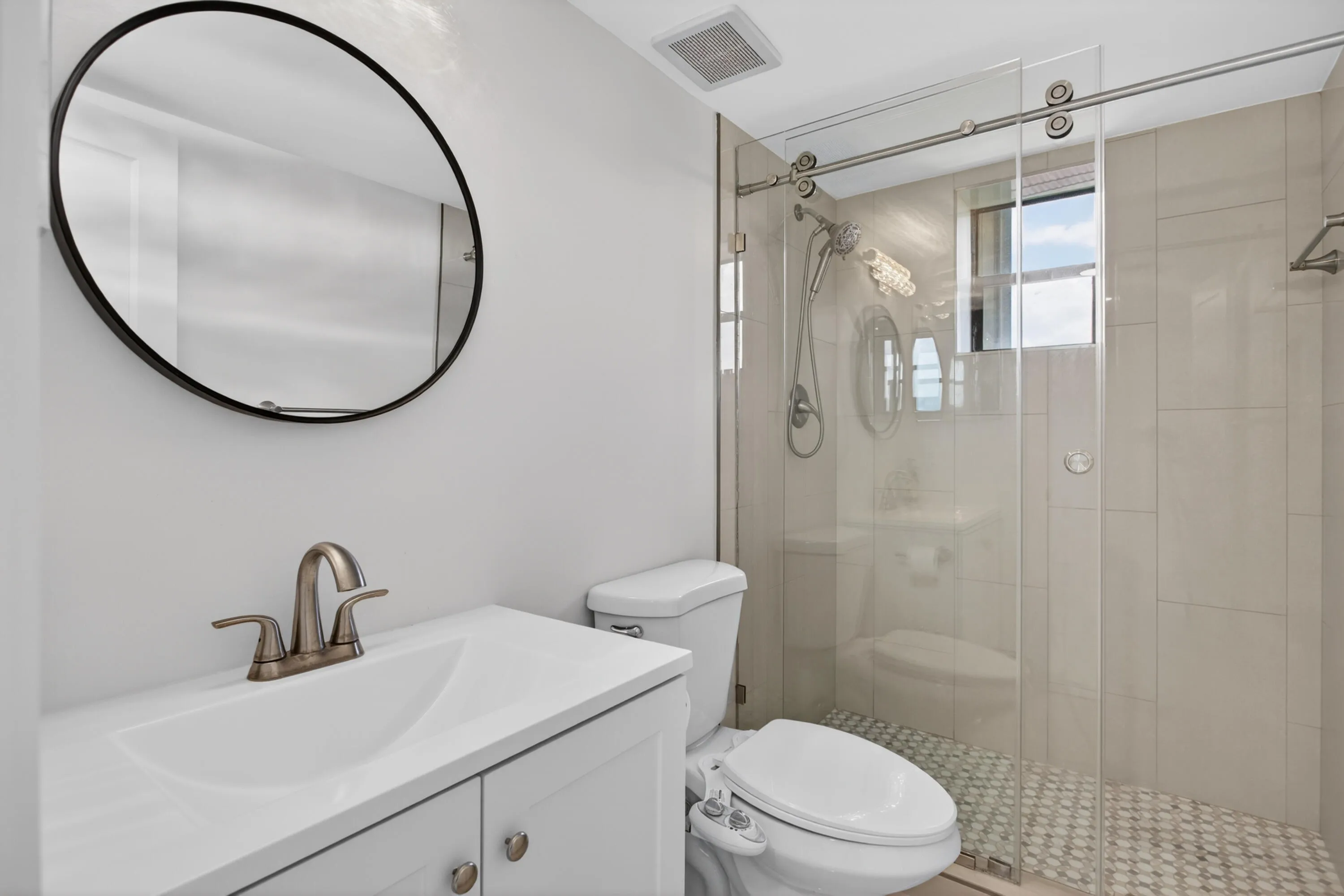 2nd Bathroom
