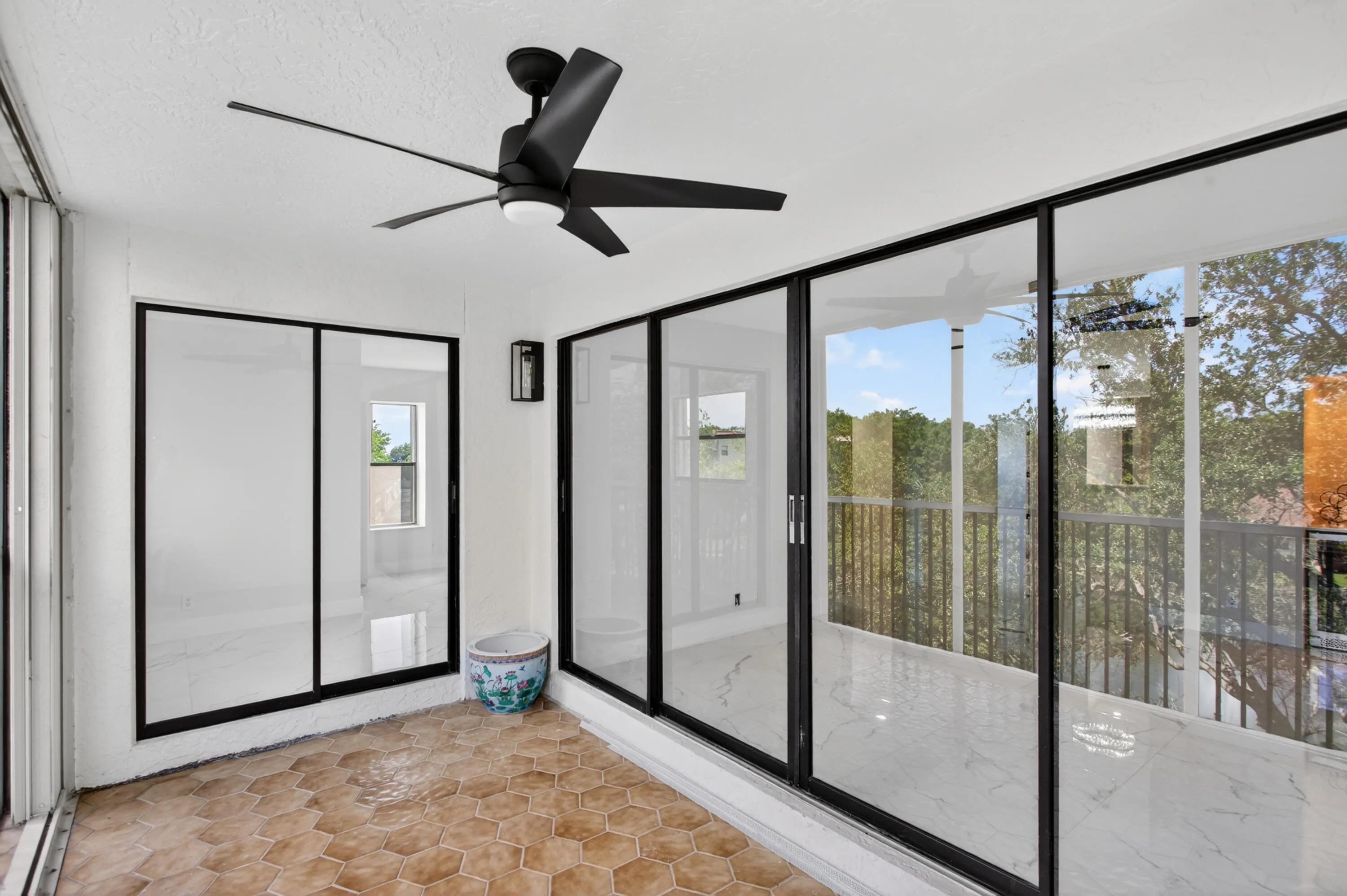 Screened Balcony