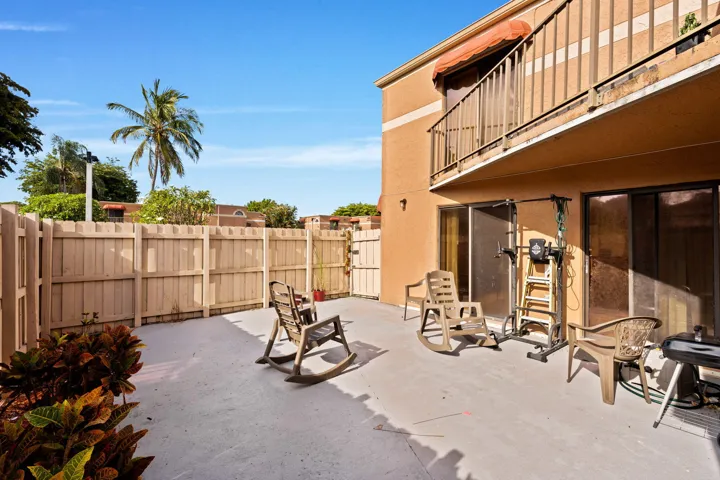 23-web-or-mls-A7406559