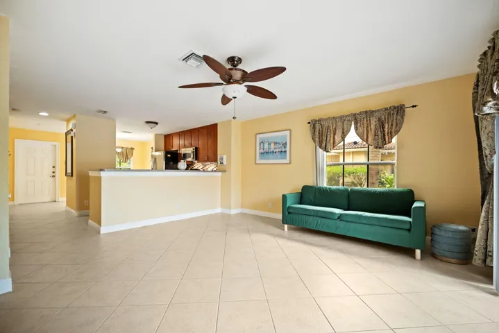 14-web-or-mls-9999-sw-26th-ct