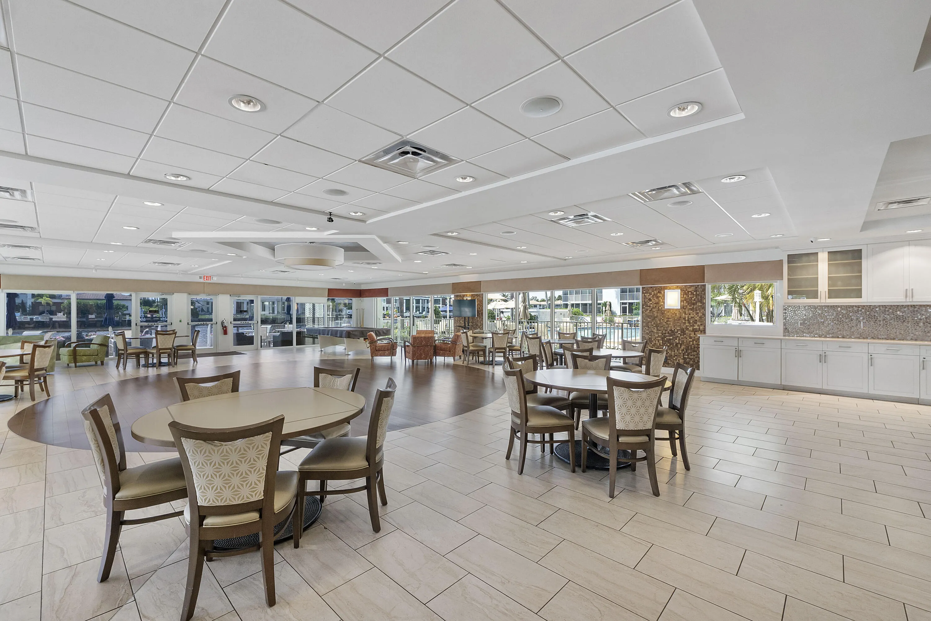 3300 S Ocean Blvd u1021_002