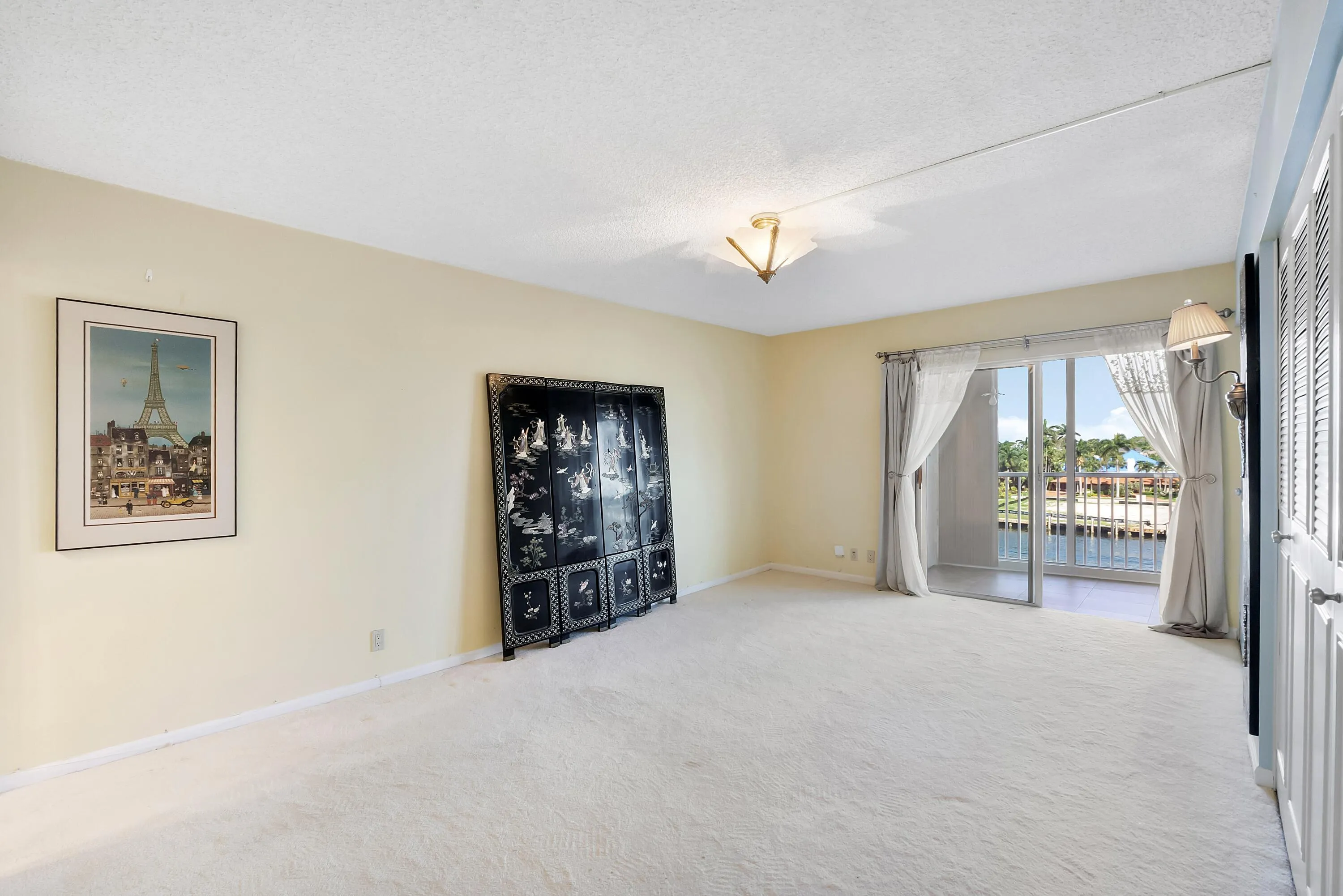 3310 S Ocean Blvd u528_010