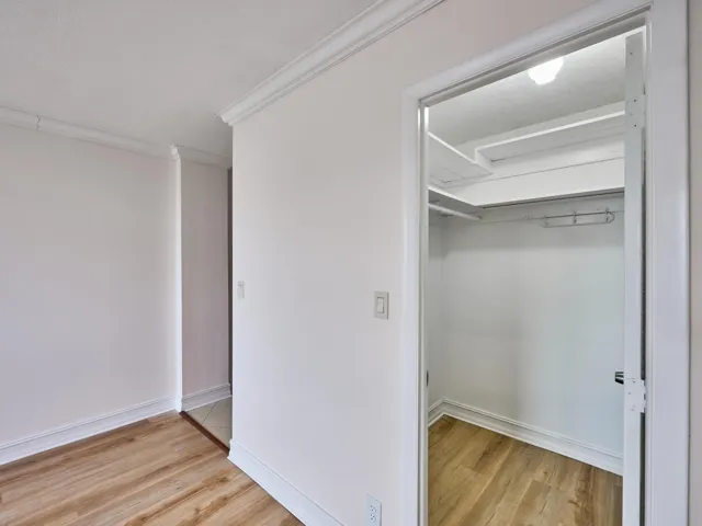 Walk in Closet