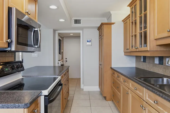 4280 Galt Ocean Dr - PH - L - 195