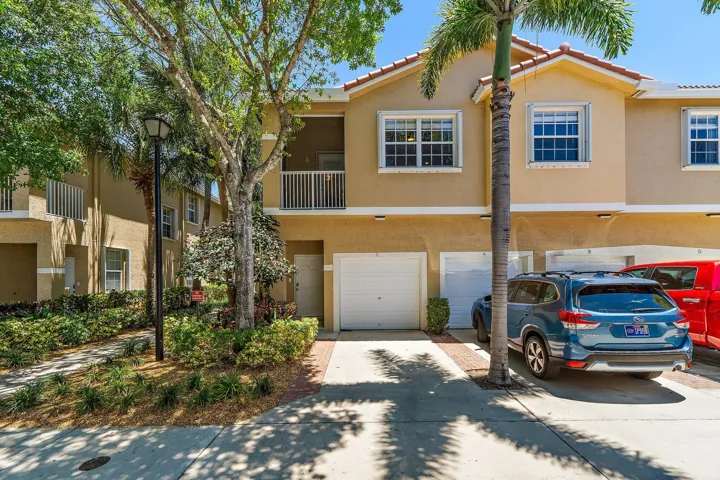 021-114LighthouseCir-UnitC-SMALL