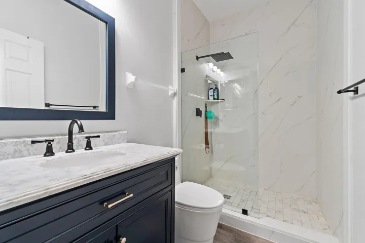 049-114LighthouseCir-UnitC-SMALL
