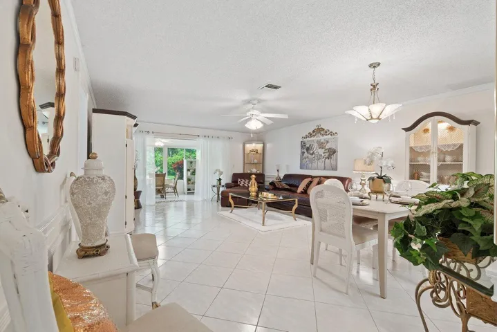 007-5010PrivetPlace-DelrayBeach-FL-33484