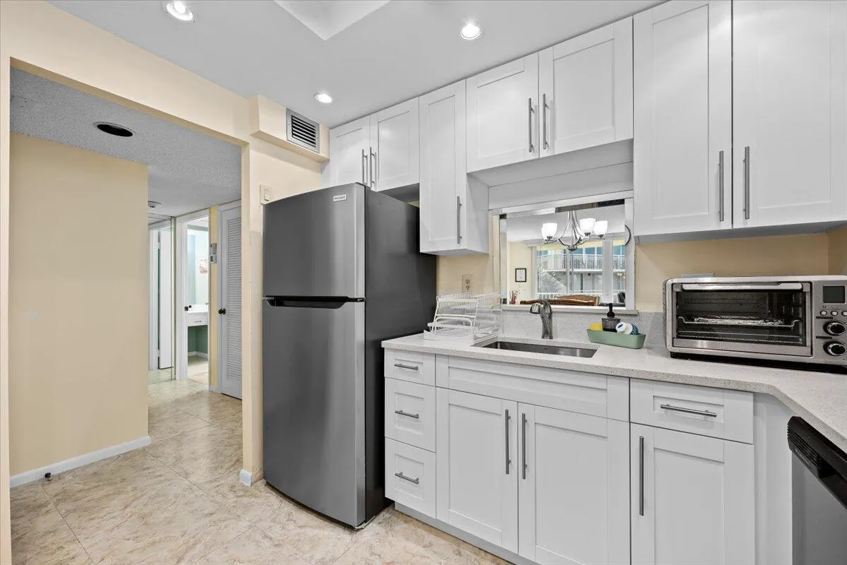 Kitchen 2