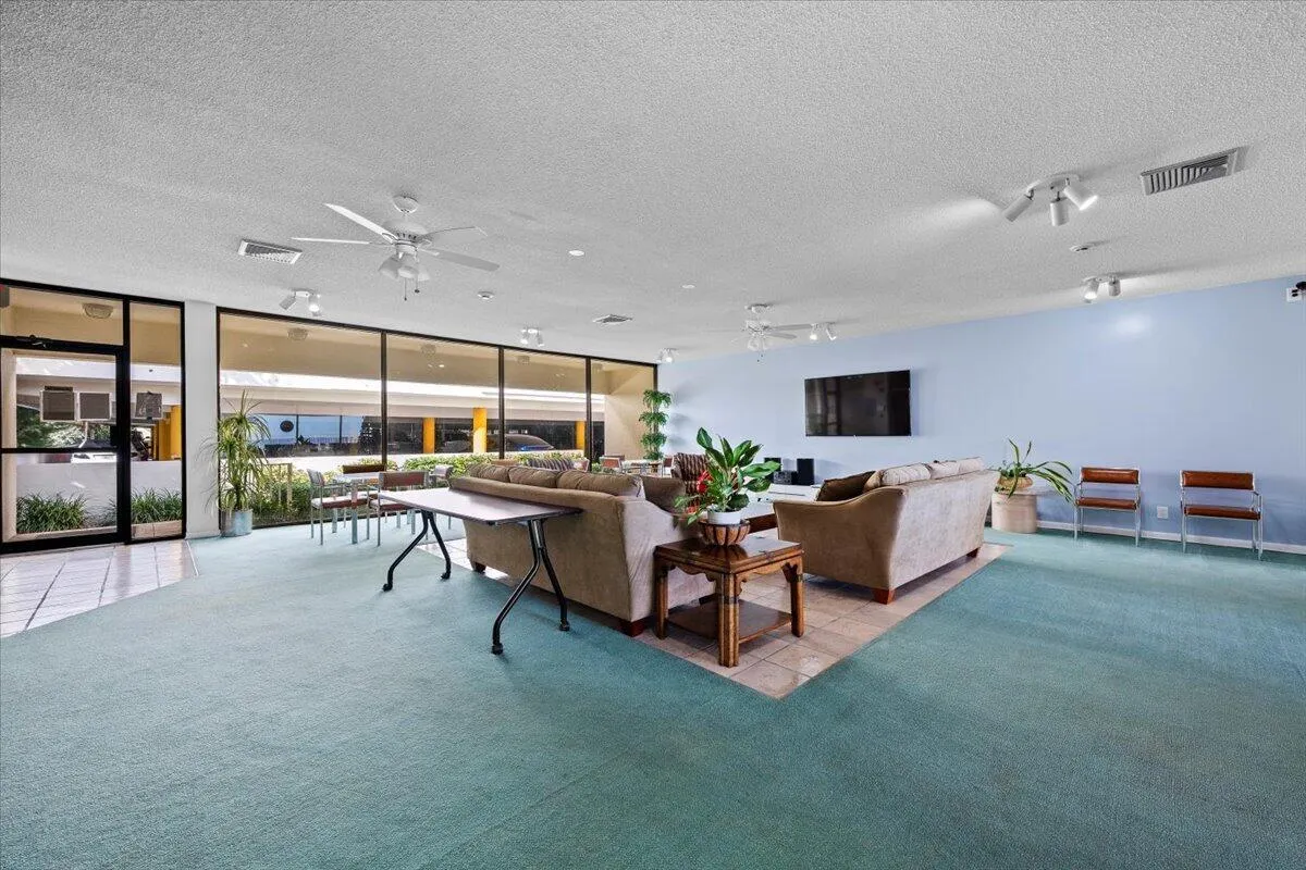 Lounge Area