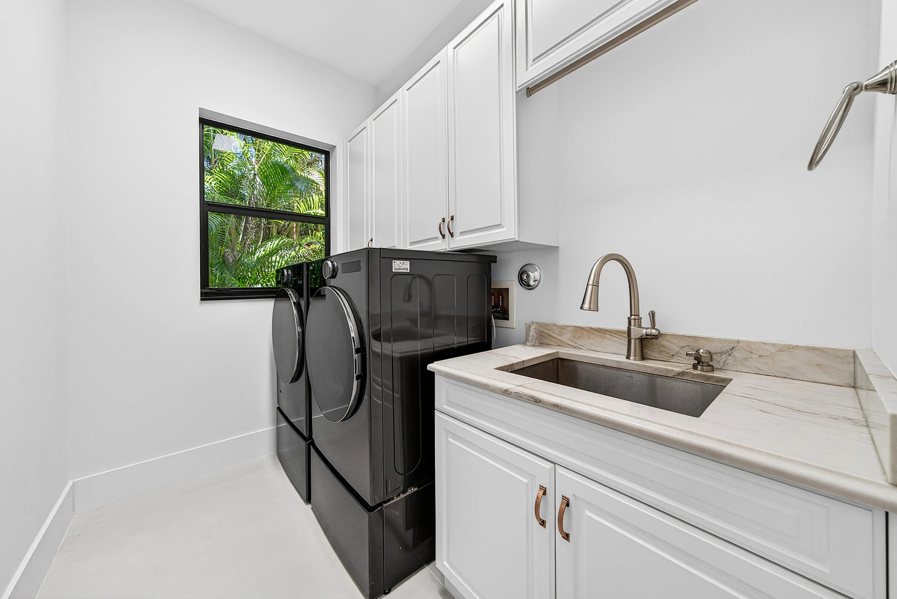 021-17585MiddlebrookWay-BocaRaton-FL-334