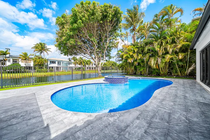 054-17585MiddlebrookWay-BocaRaton-FL-334