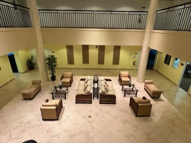 Village on the Green- Clubhouse sitting