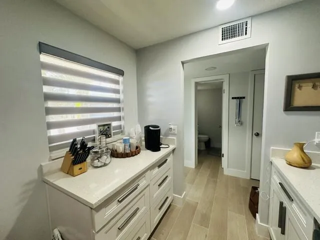 1 1/2 Bathroom off the kitchen area