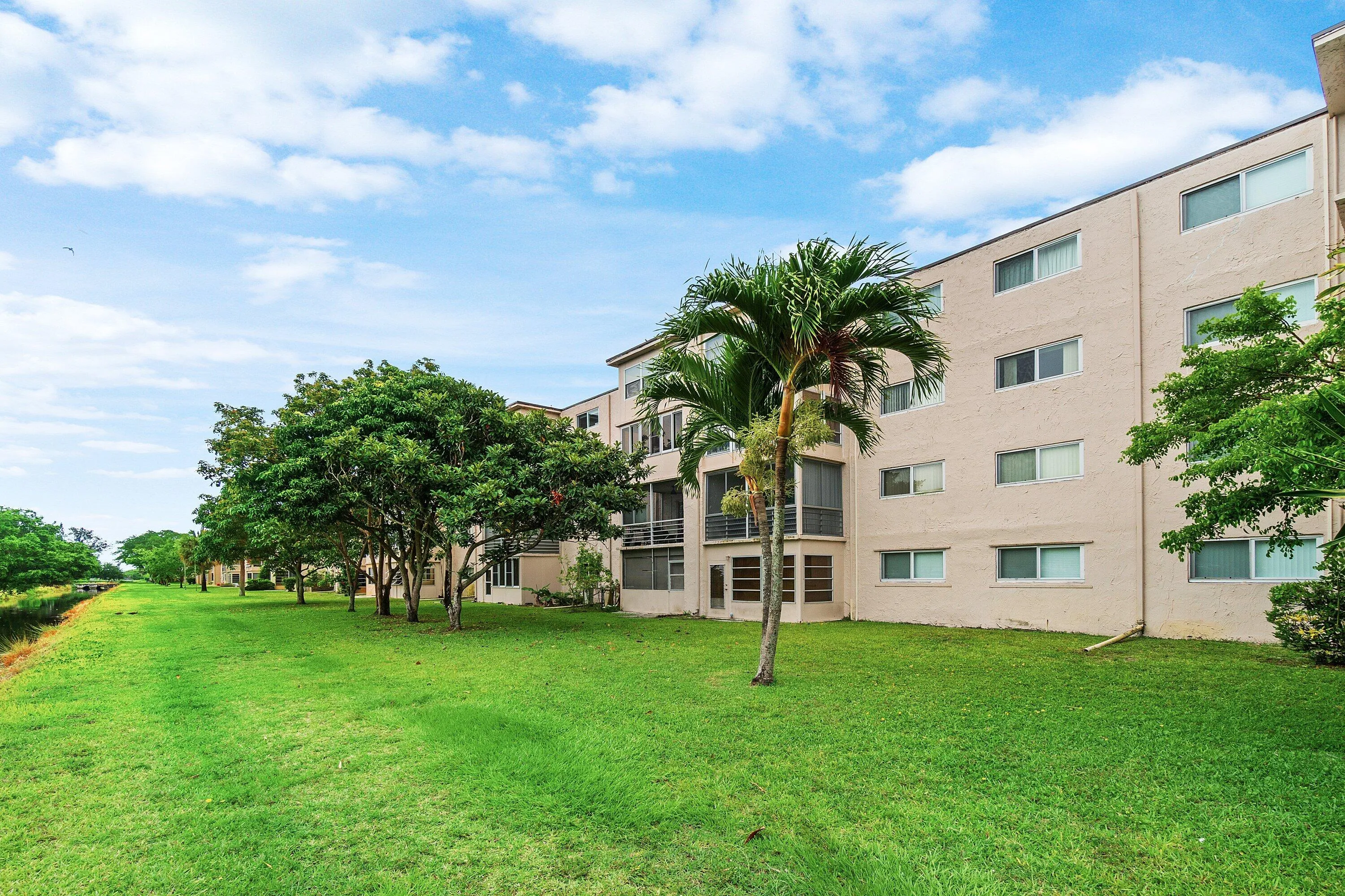 033-725LoriDrive-412-PalmSprings-FL-3346