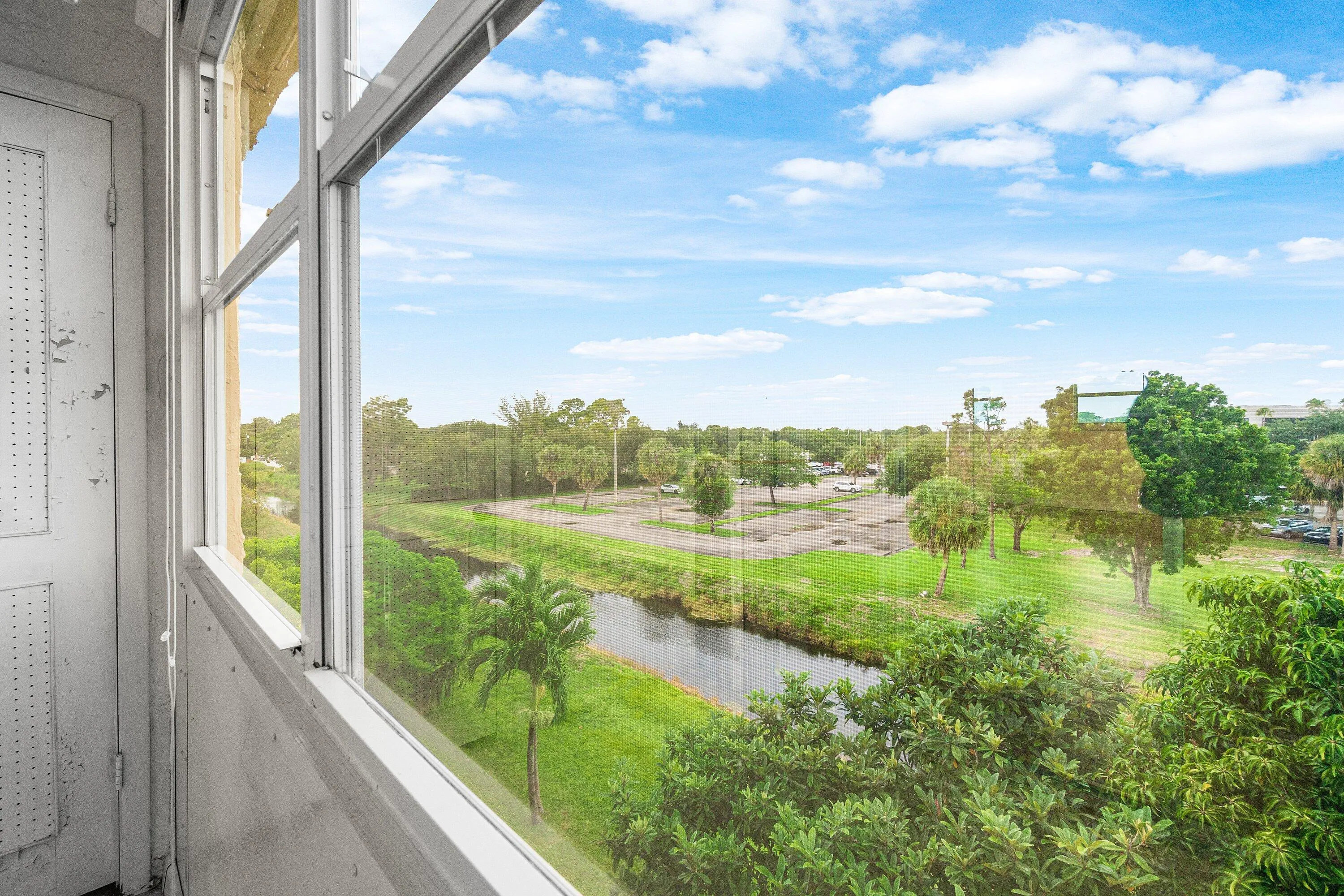 021-725LoriDrive-412-PalmSprings-FL-3346