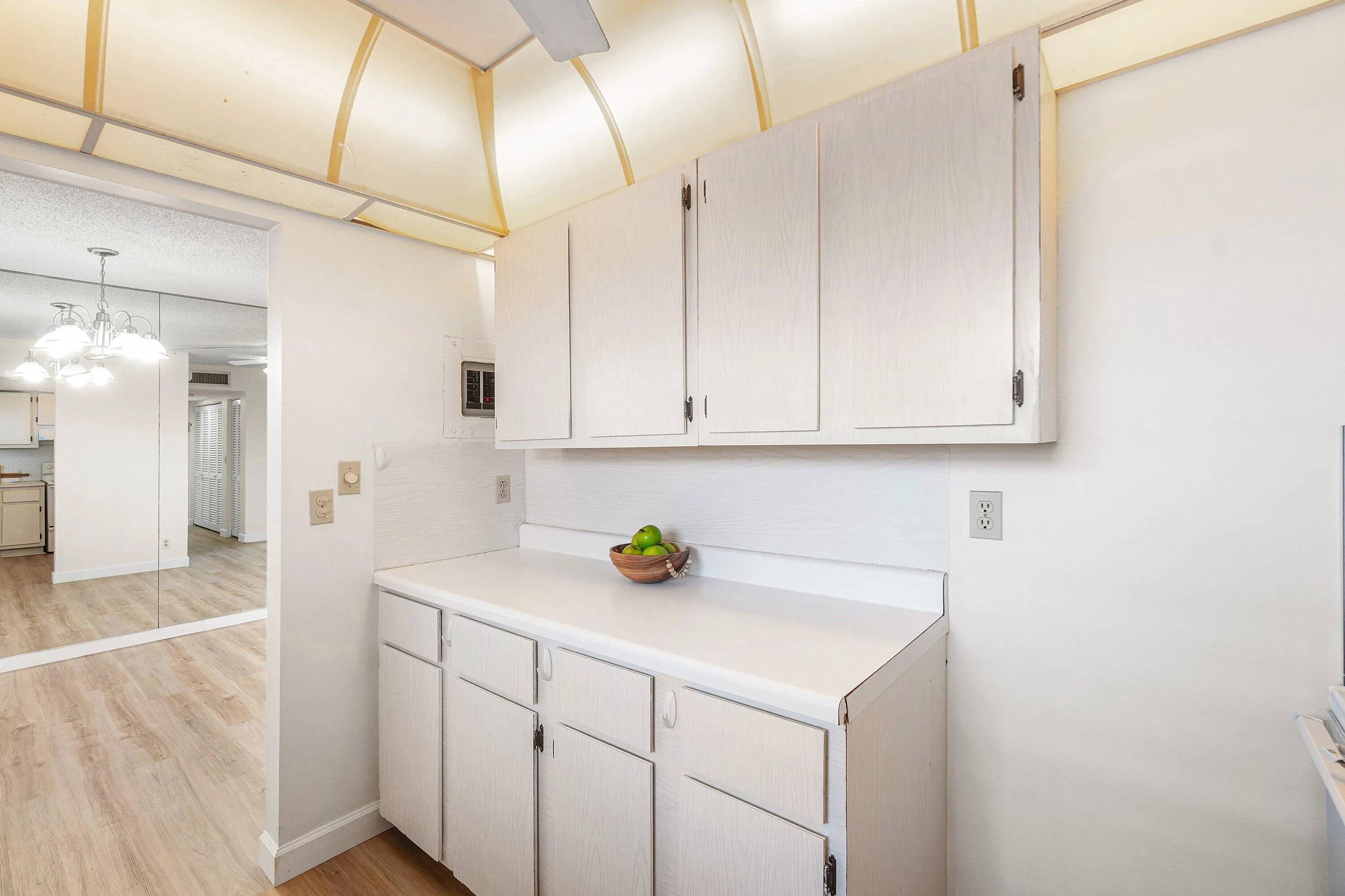 016-725LoriDrive-412-PalmSprings-FL-3346