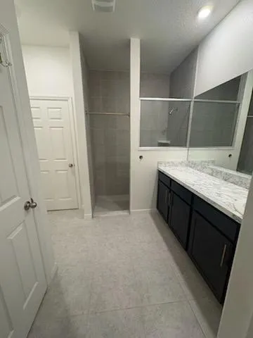 JO BATHOOM