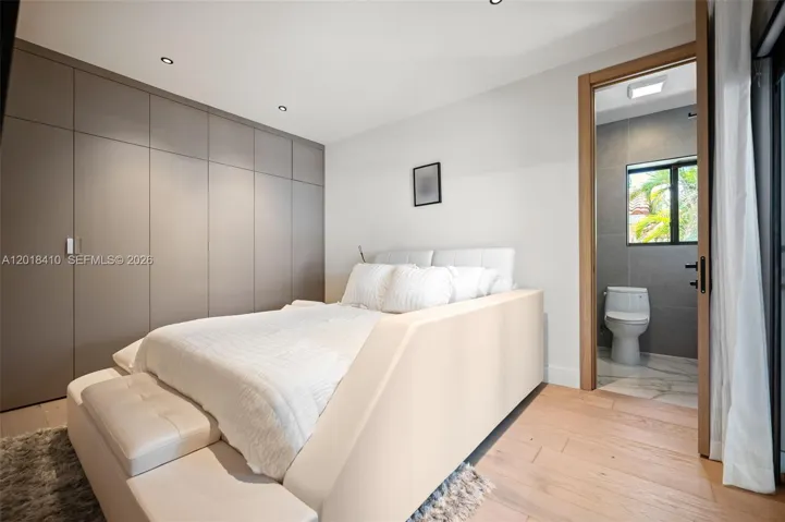 Waterfront bedroom