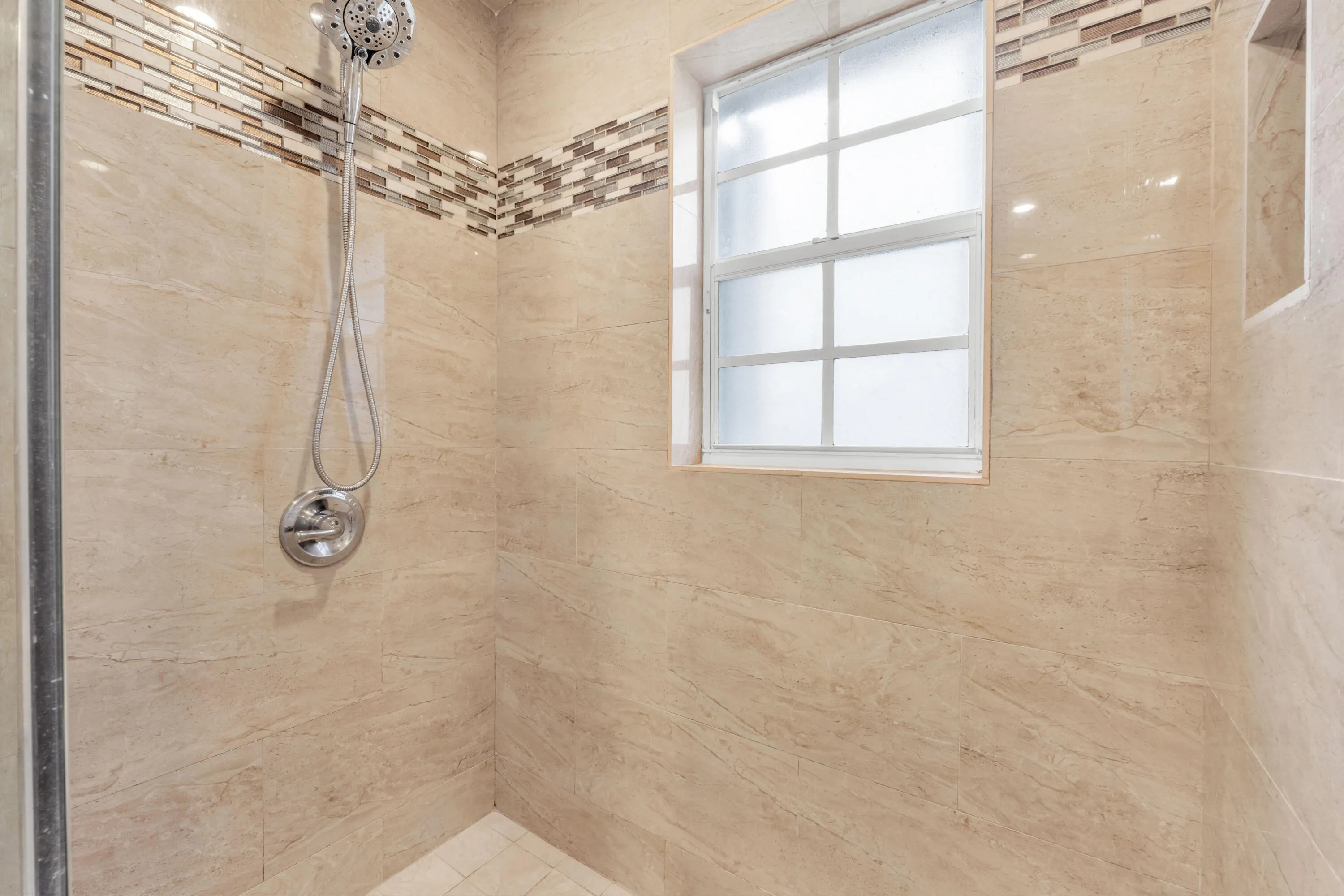 12720 Nw 20th Ct-3