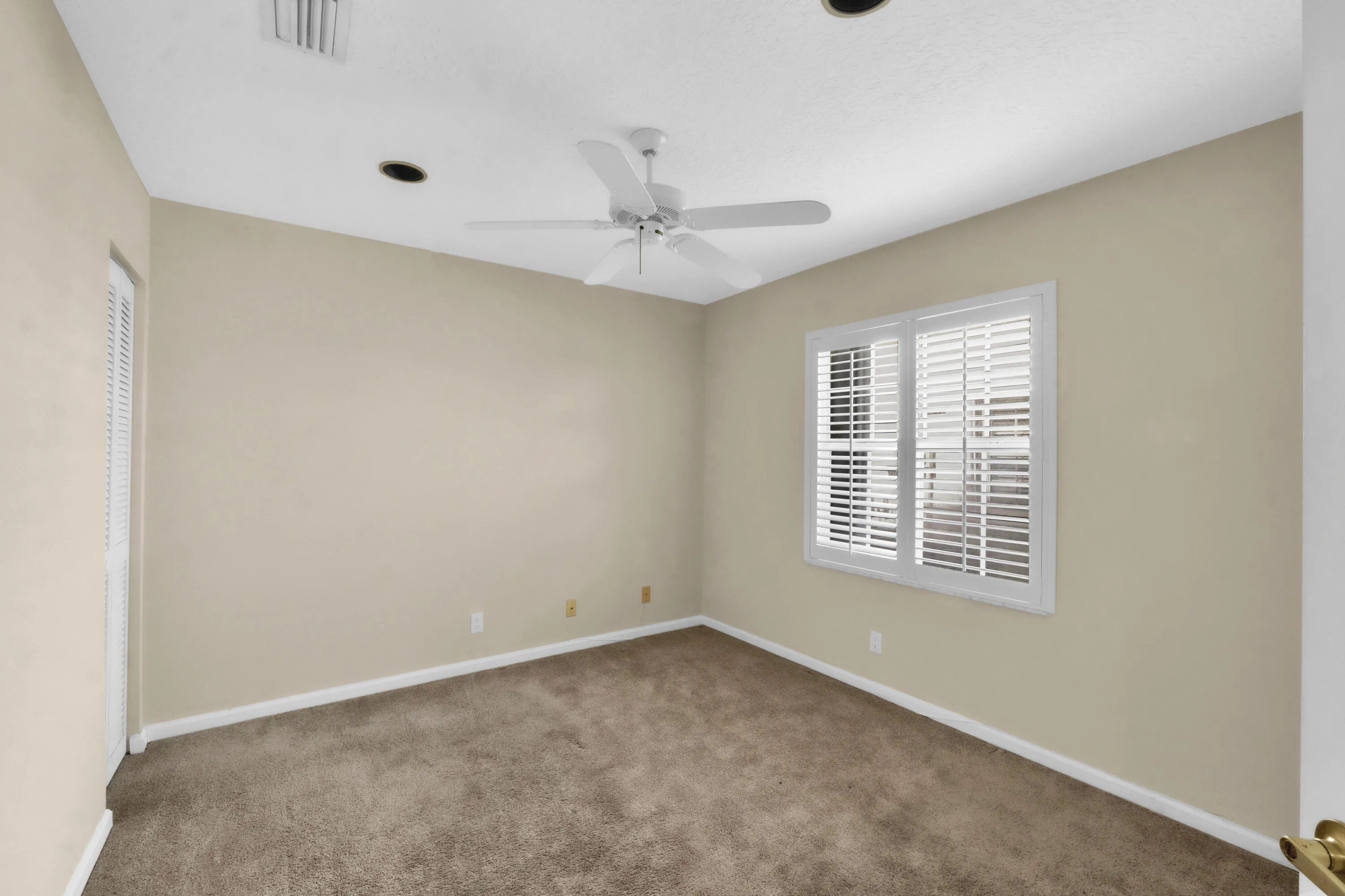 12720 NW 20th Ct-6