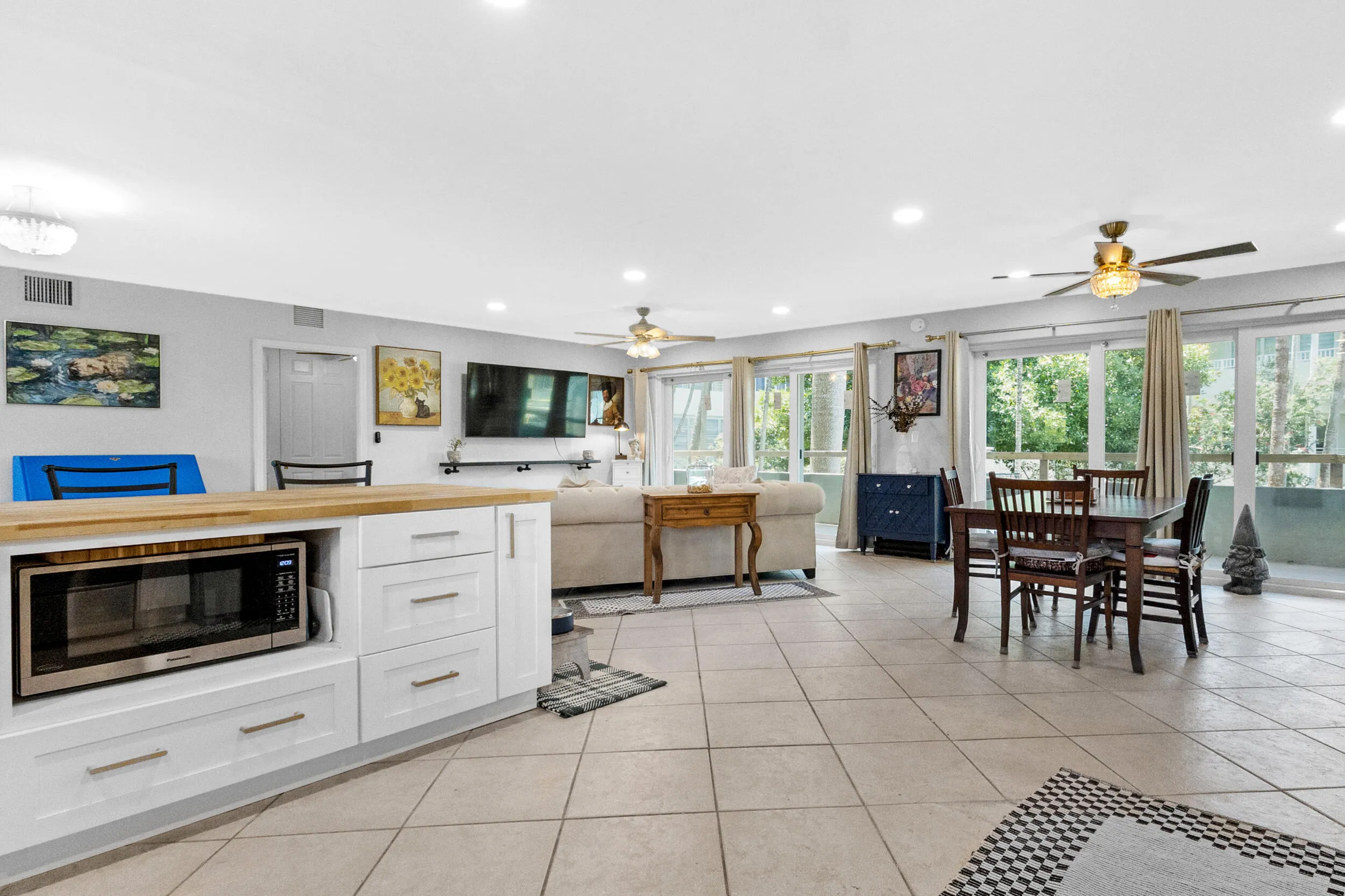 Open European Modern kitchen
