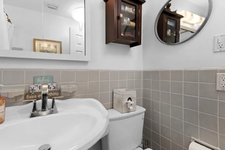 Guest bathroom