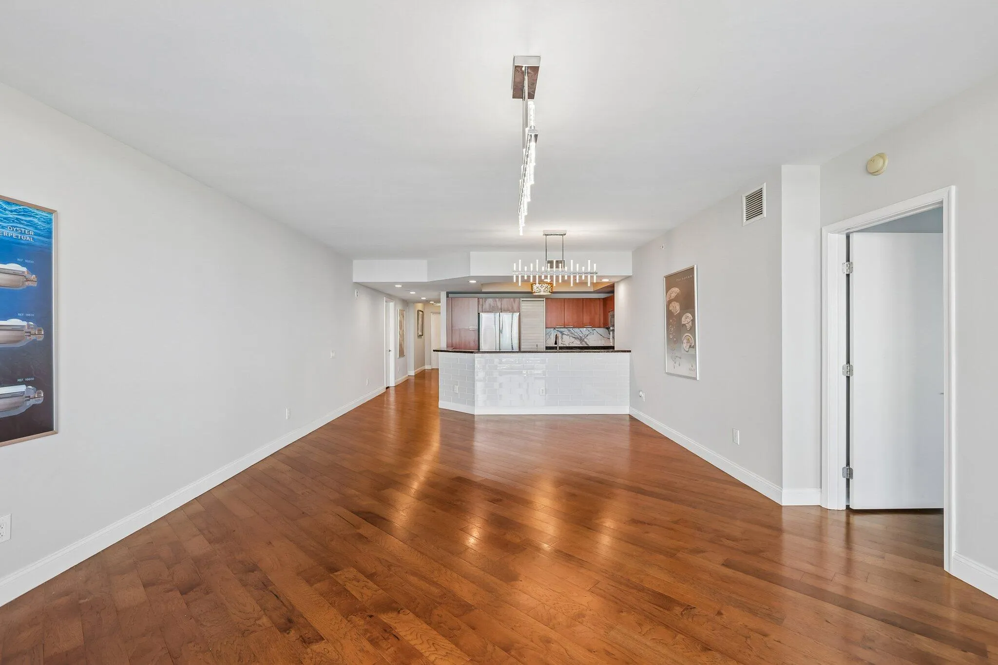 27-web-or-mls-Lake Shore Dr 2508-S2105-0