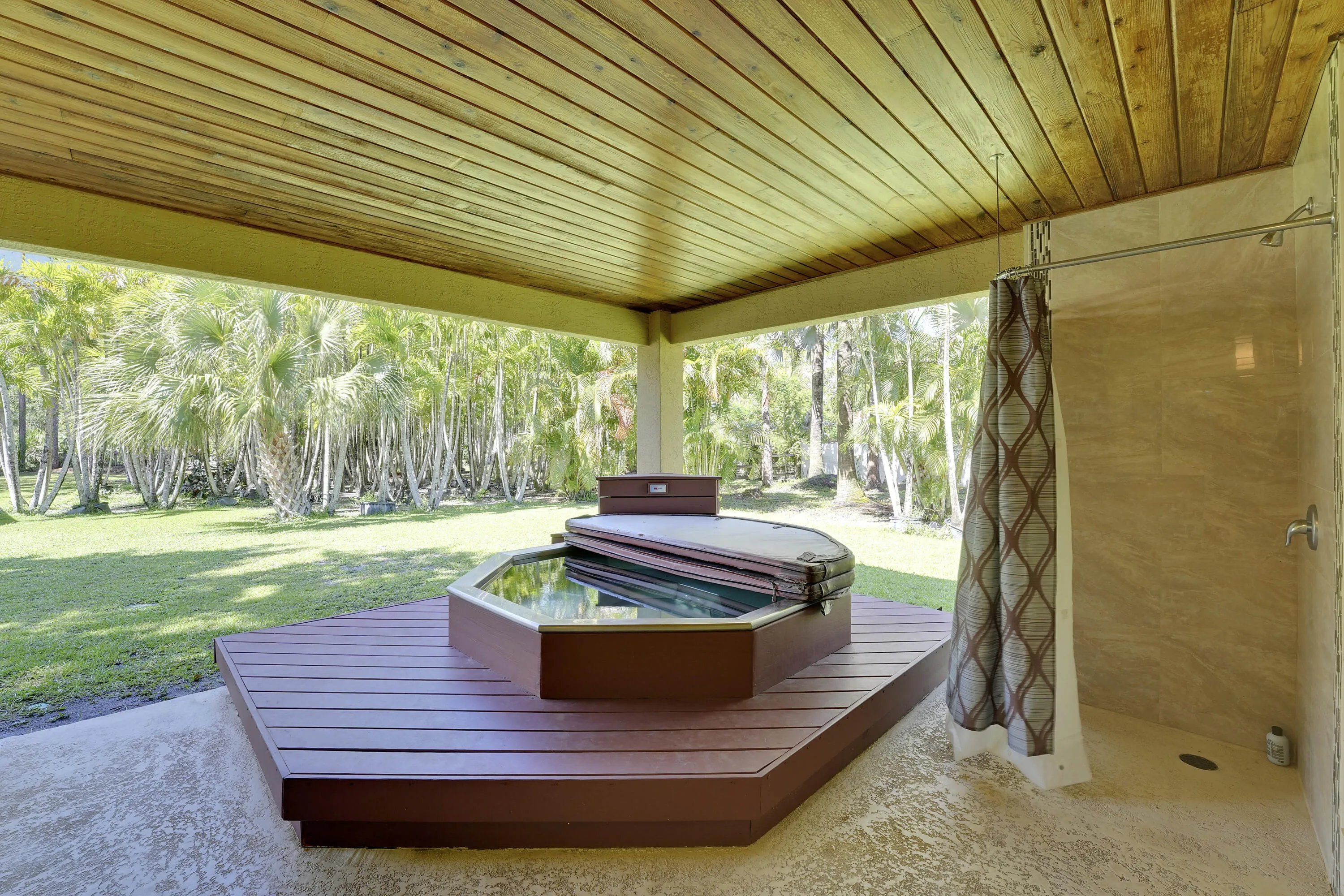 Stainless Spa / Outdoor Shower