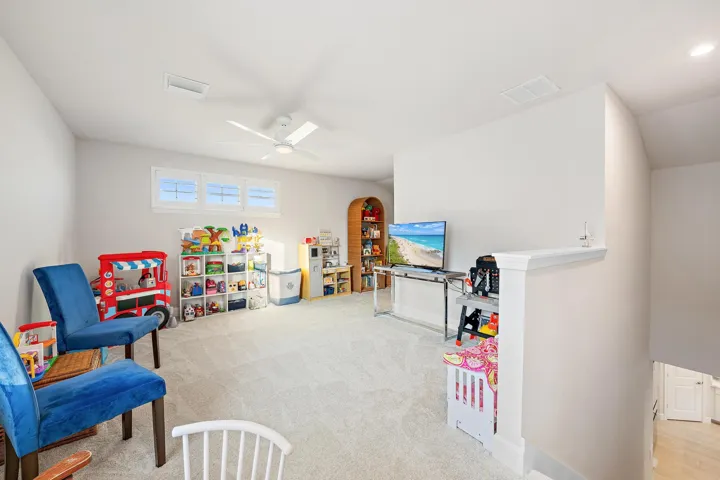 78 SW Pomeroy St-37