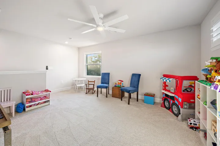 78 SW Pomeroy St-38