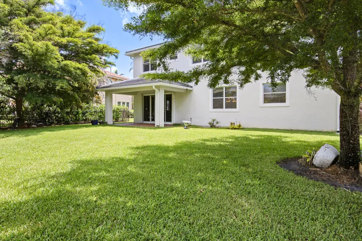 4989 SW Saint Creek Drive-45