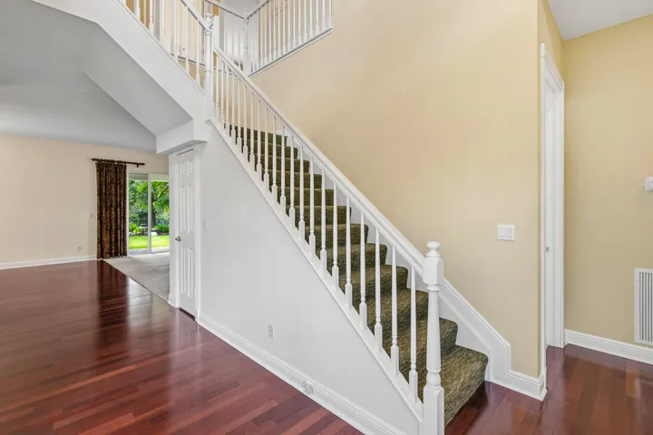 4989 SW Saint Creek Drive-7