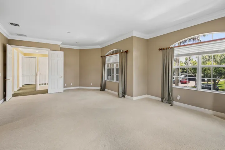 4989 SW Saint Creek Drive-29
