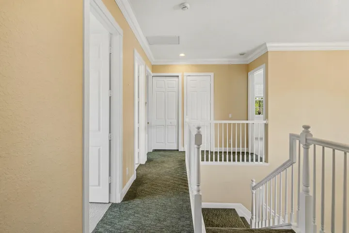4989 SW Saint Creek Drive-22