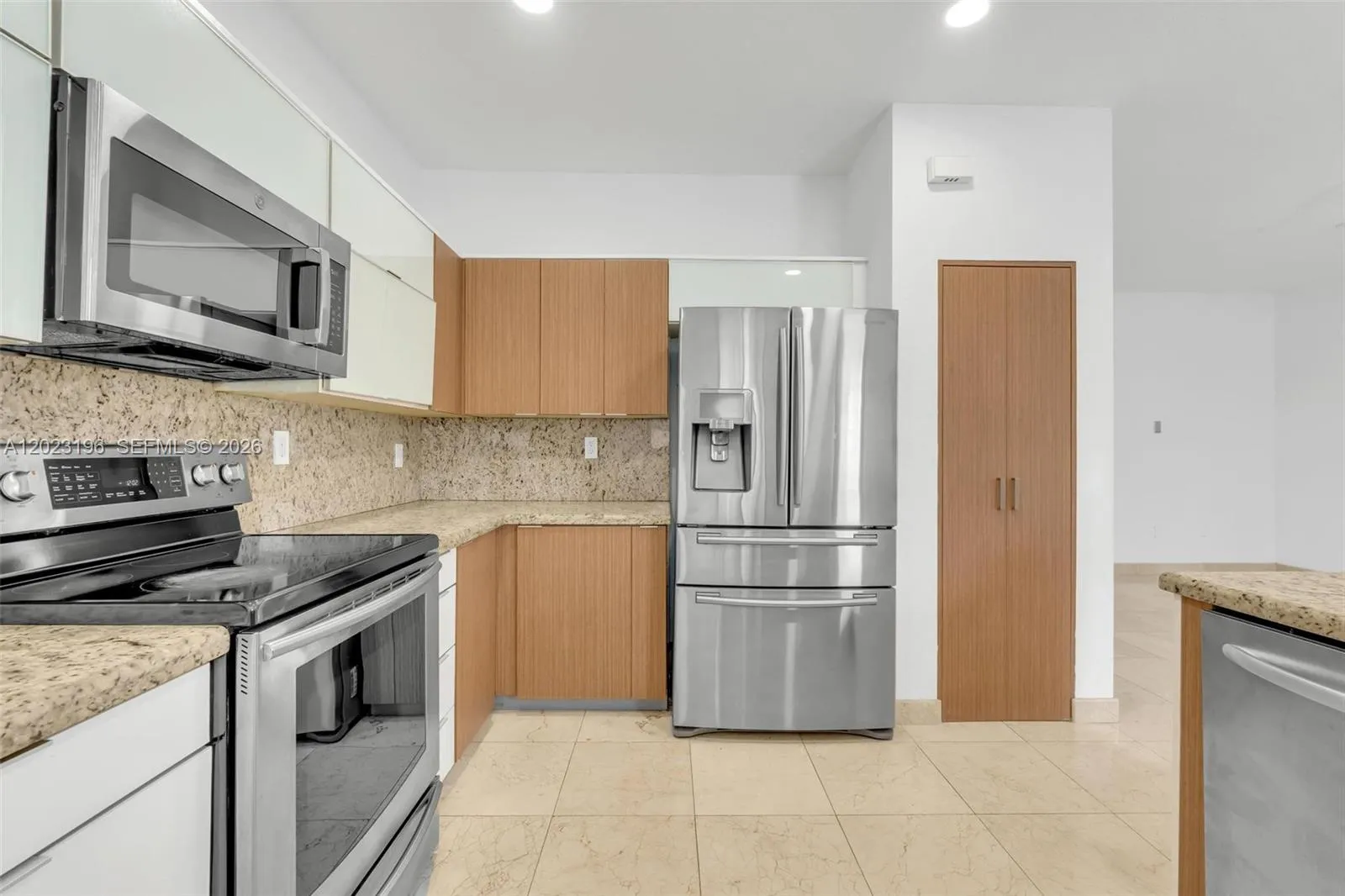 Property photo 32