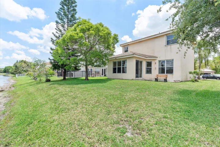 39-16385 SW 27th St_039