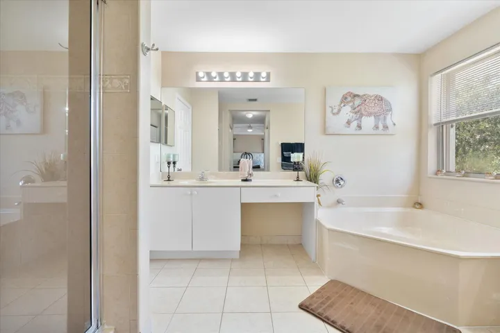 24-16385 SW 27th St_024
