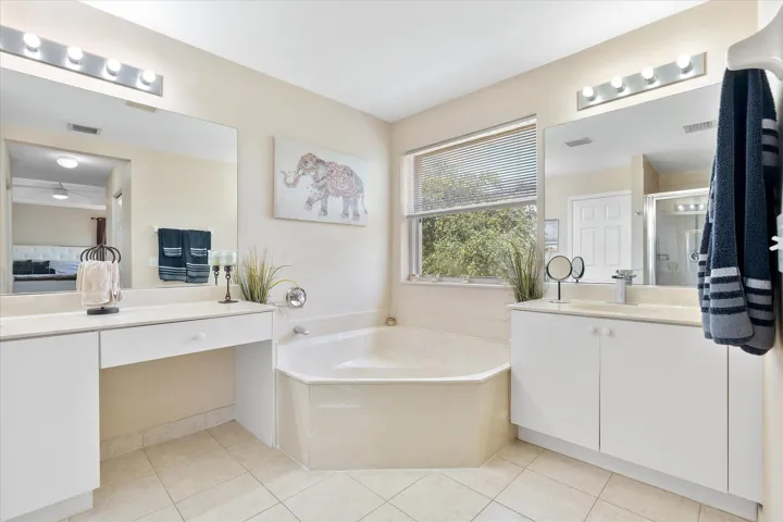 25-16385 SW 27th St_025