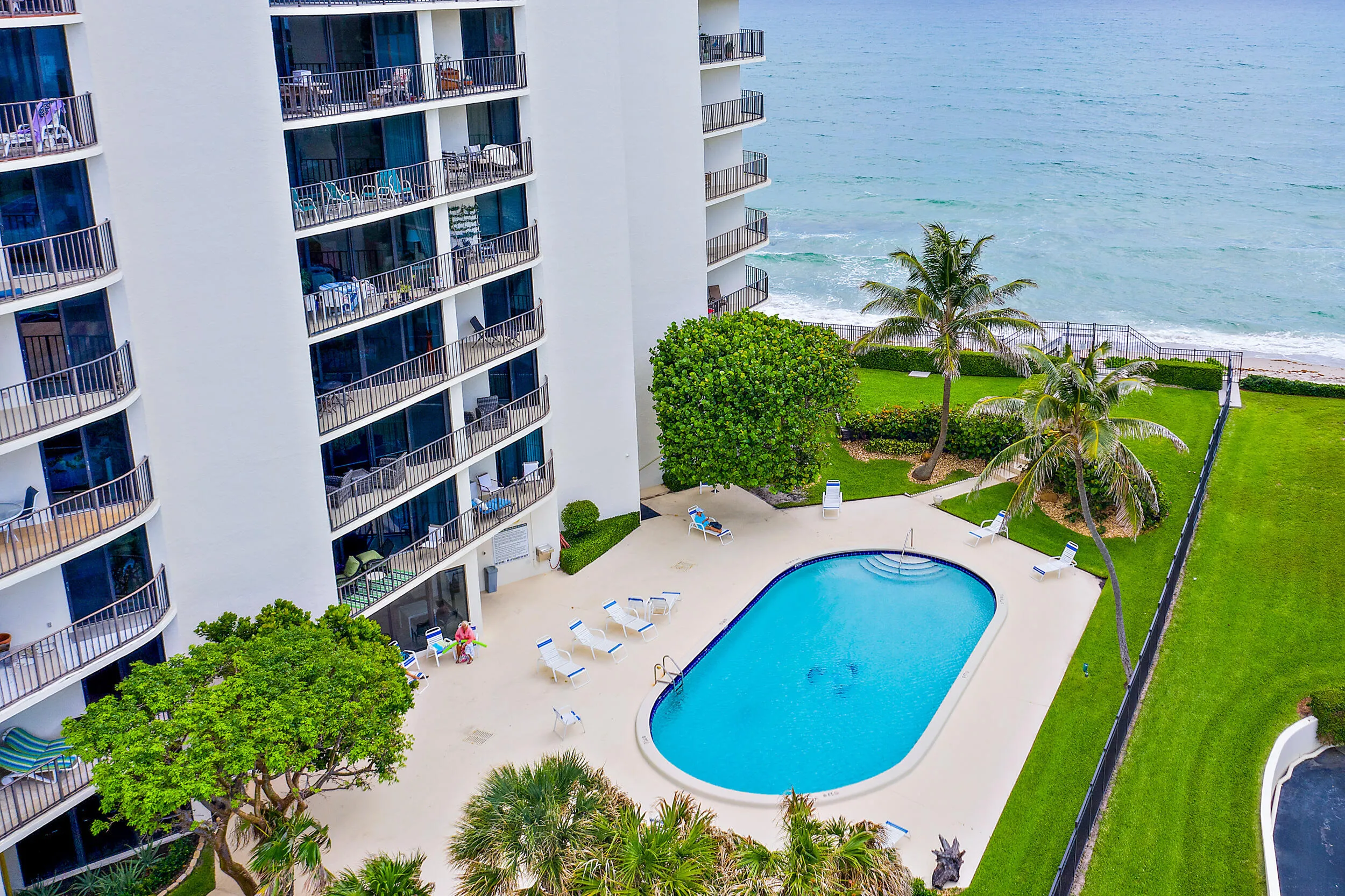Oceanside Pool