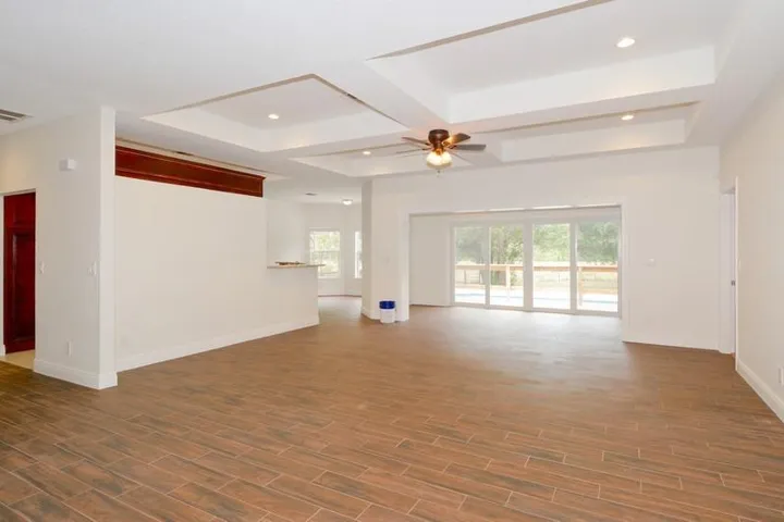 03_4935LamePantherLane_1_LivingRoom_Flex