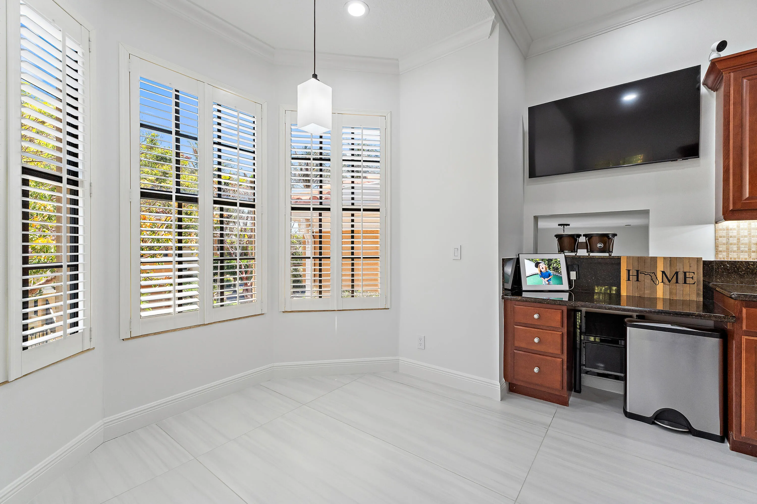 Breakfast Nook